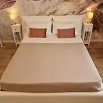 Flora House