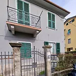 Flora House